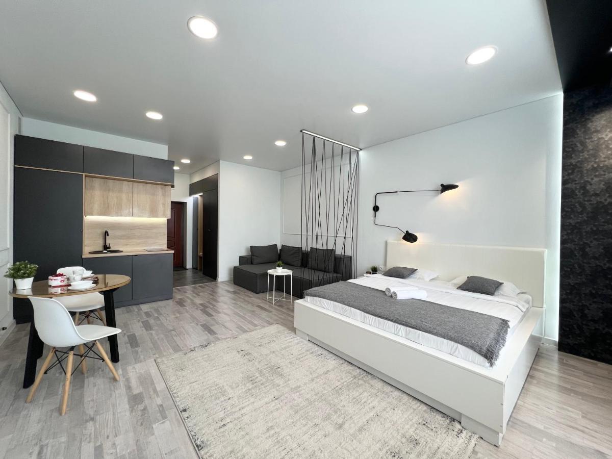 Апартаменты Lux Pavlodar Exteriér fotografie